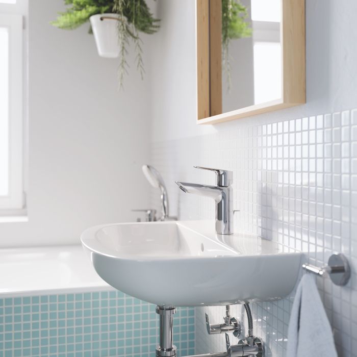 Змішувач для раковини M-розміру Grohe BauLoop New (23762001)