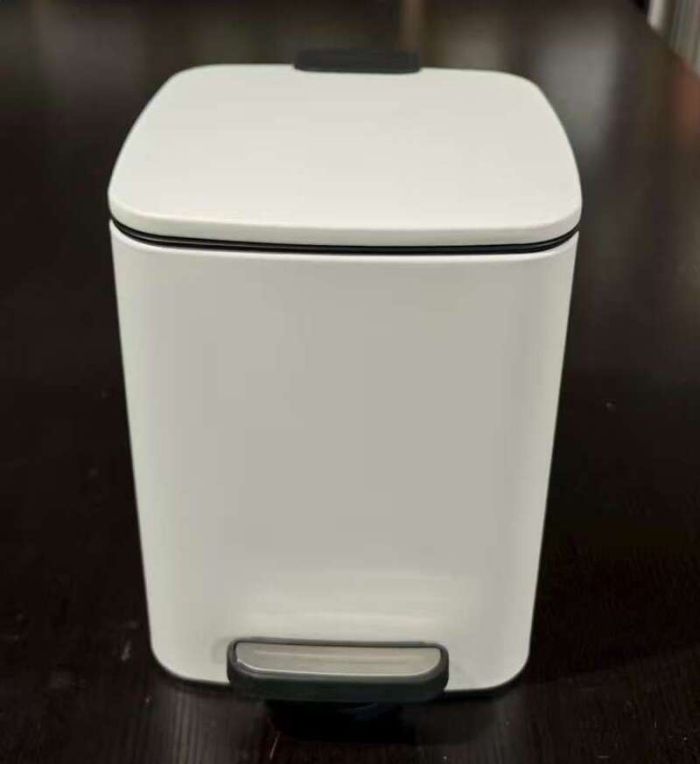 Відро для сміття з плавним закриттям квадратне Zerix Kubix-TC0106 White 6 л (колір білий) (ZX6109)