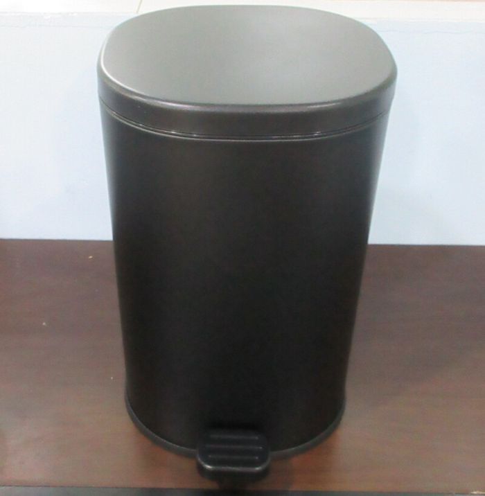 Відро для сміття з плавним закриттям овальне Zerix Prime-TC0105 Black 5л колір чорний (ZX5902)