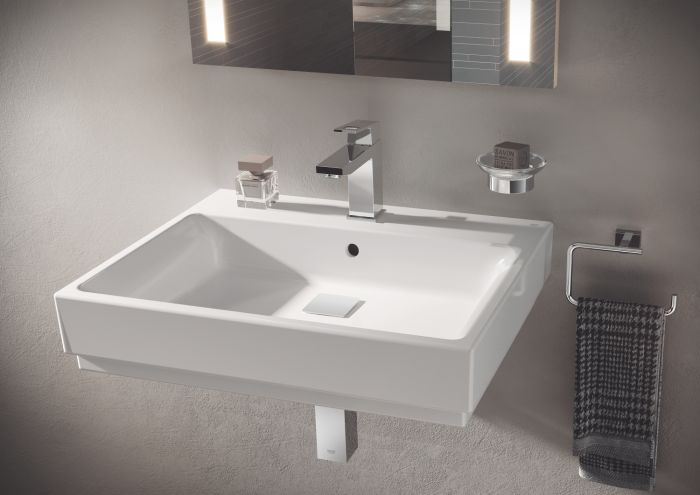 Змішувач для раковини M-розміру Grohe Eurocube (23445000)