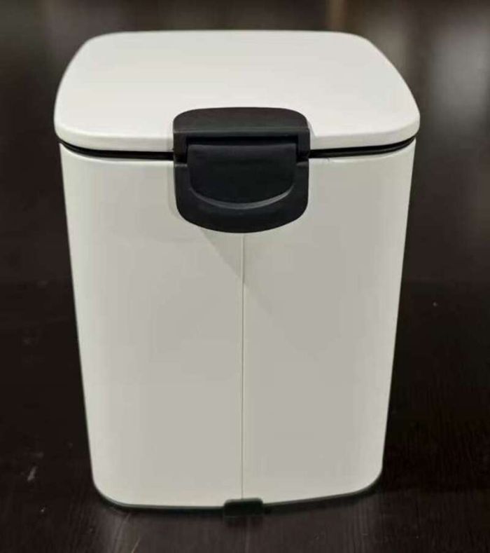 Відро для сміття з плавним закриттям квадратне Zerix Kubix-TC0106 White 6 л (колір білий) (ZX6109)
