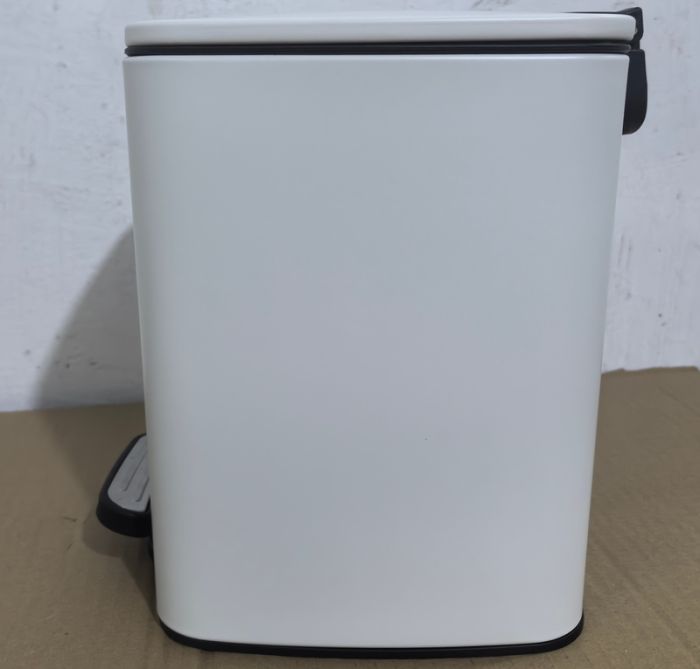 Відро для сміття з плавним закриттям квадратне Zerix Kubix-TC0106 White 6 л (колір білий) (ZX6109)